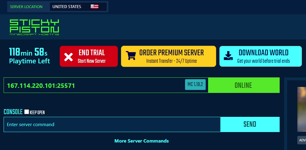 StickyPiston server status showing online and ready